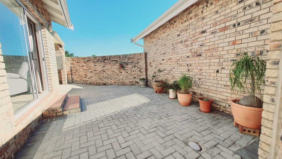 3 Bedroom Property for Sale in Lorraine Eastern Cape